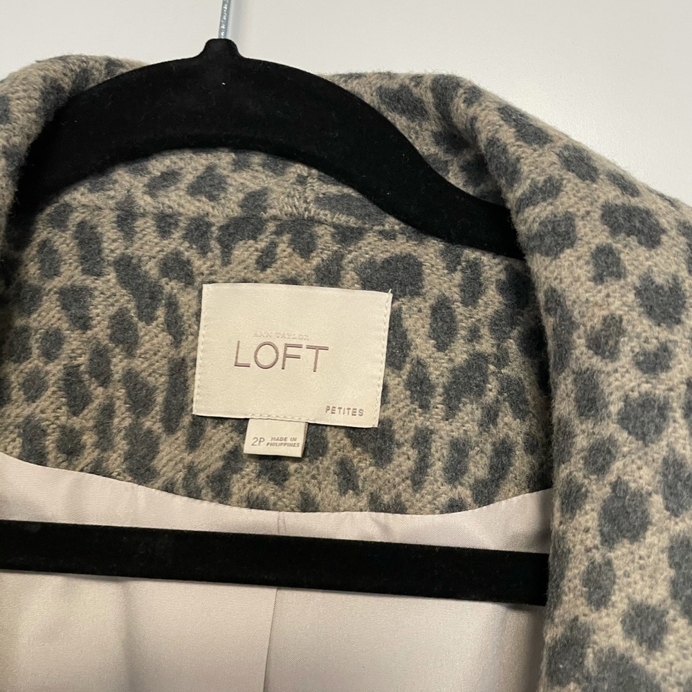 Loft coat - Picture 2 of 2
